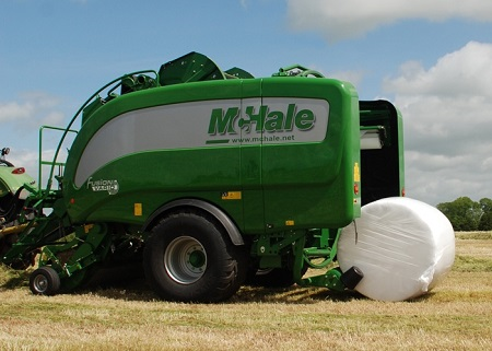Fusion Vario Variable Chamber Round Baler and Wrapper